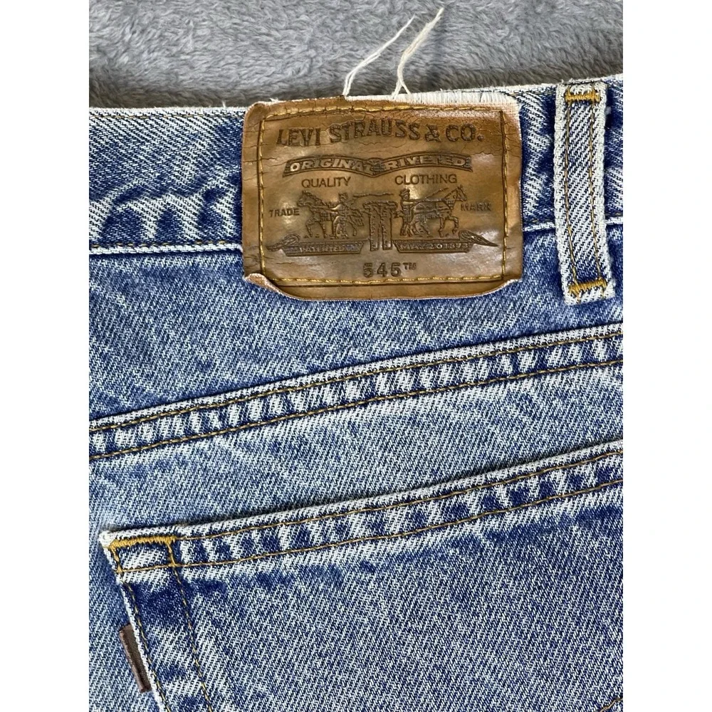 Vintage Levis 545 Jeans Mens 34x32 Blue Taper Loose Fit Medium Wash Brown Tab